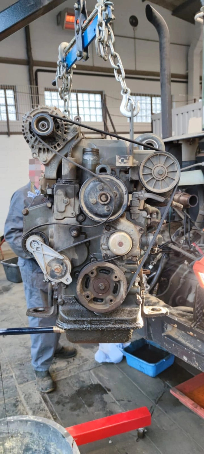 KFZ-24 HAGEN - PKW|LKW | Baumaschinen - gebrauchter Scania DC1215, HPI 420, EURO 5-Motor, geeignet für LKW